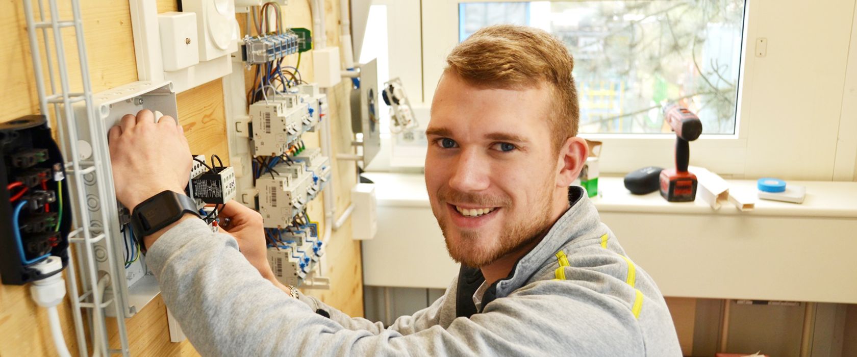 Elektriker an der Arbeit