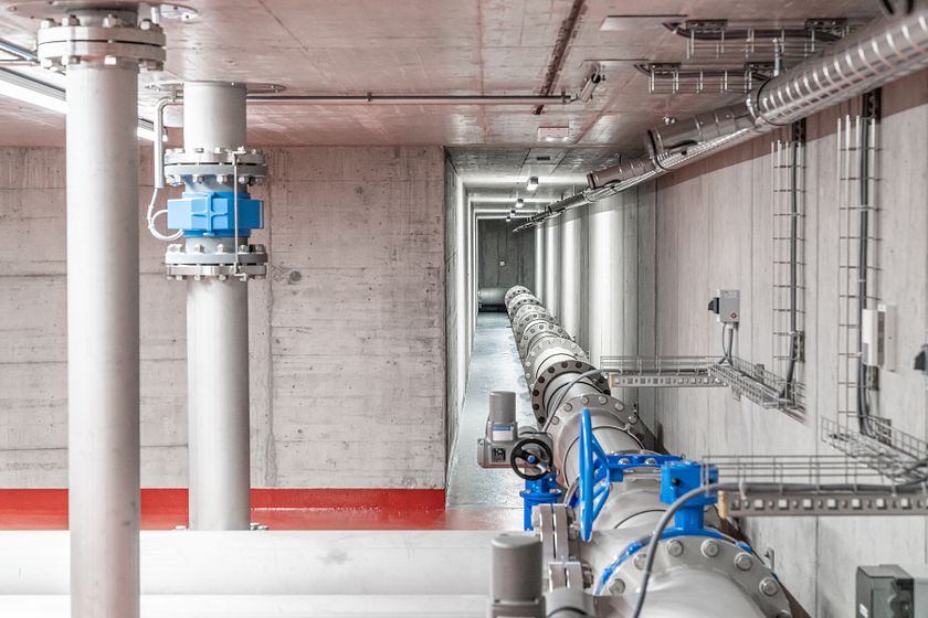 Edelstahlverrohrung im Neubau des grössten Reservoirs der Stadt Chur.